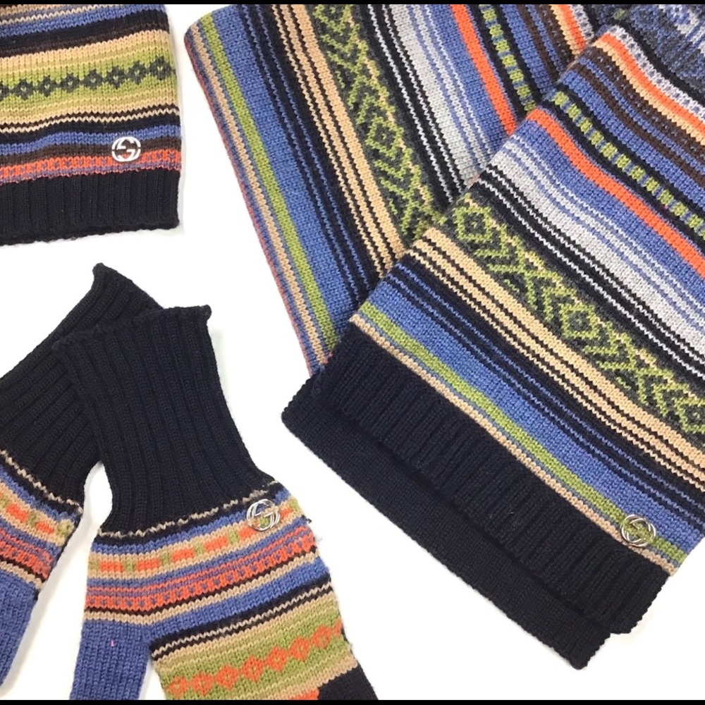 GUCCI | Boys Hat Gloves Scarf Bundle - Picture 2 of 3